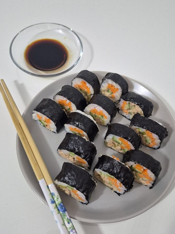 California rolls et maki au saumon